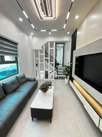 🏡 NGUYỄN CÔNG TRỨ HÀ ĐÔNG – LÔ GÓC 3 THOÁNG, Ô TÔ ĐỖ CỬA