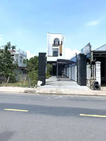 🏡 NHÀ PHỐ MẶT TIỀN ĐƯỜNG DT835B – 336M² THỔ CƯ – 1 TRỆT 2 LẦU – GIÁ 8,5 TỶ THƯƠNG LƯỢNG 🏡