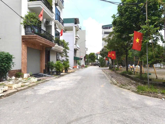 Tôi cần bán gấp trước tết 127m² full thổ cư ngang 5m giá 4.15 tỷ tại Tân Xã trung tâm Hòa Lạc