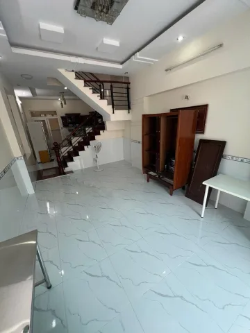 Bán nhà Thạnh Lộc 22, An Phú Đông, diện tích 4x17m, 70.8m2, 1 trệt 1 lầu, 2 phòng ngủ, sổ hồng hoàn công.