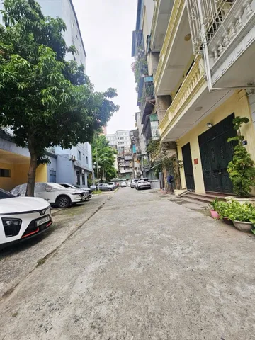 Phân Lô Cầu Giấy - Ô Tô Tránh, Vào Nhà | 55m2 - MT 6m | 6 PN, Nhà Dân Xây Chắc Chắn