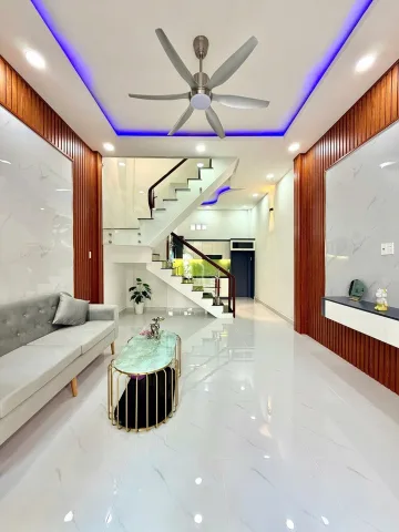 Nhà mới Trương Phước Phan - 4x8m - 2 tầng - 2PN - hẻm thông - giáp Quận 6 - chỉ 3,99 tỷ