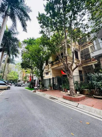 BÁN GẤP BIỆT THỰ LIỀN KỀ KĐT MỸ ĐÌNH 100M - MT 8M VỈA HÈ Ô TÔ ĐỖ CỬA GIÁ HƠN 30 TỶ