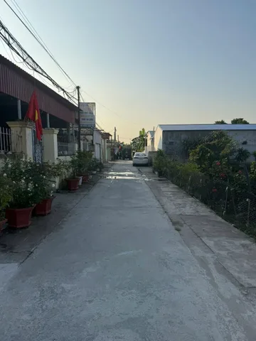 Bán 70 m Hoa Động ngõ ô tô , ngay sau nhà khách Hải Quân .l/h:076.231.9990 e Thúy