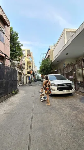 Mặt tiền ngay trục đường chính Độc Lập giá cả nhẹ nhàng 9tỷ