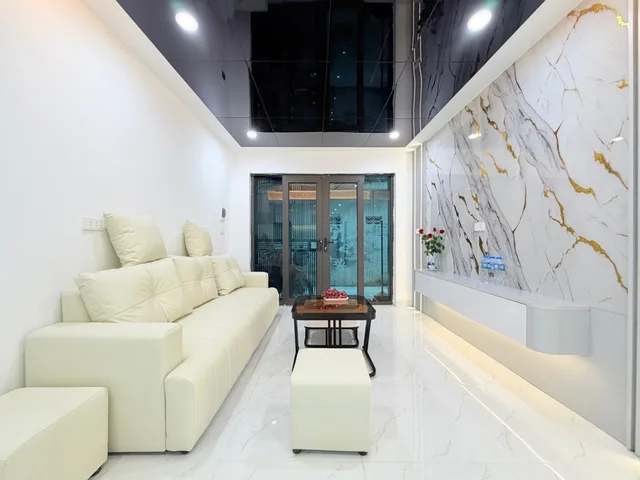 Căn hộ tầng 1 tập thể Khương Đình 💥 Ô tô lùi cửa — 60m2 2PN2WC, không gian sống tiện nghi, giá tốt 3.x tỷ