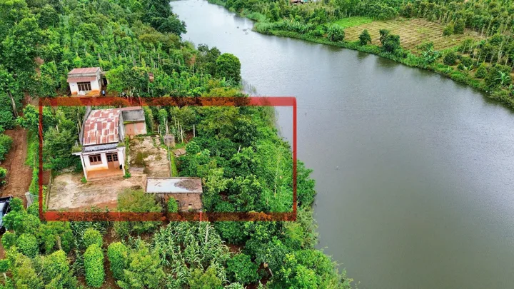 🌿 MÊ VIEW HỒ – ĐỪNG BỎ LỠ 2 LÔ ĐẤT SẴN THỔ CƯ GIÁP HỒ! 🌿

🔥 Đã bán 1 lô, hiện chỉ còn 2 lô cuối:

🏡 Lô 2: 12x40m – 60m² thổ cư –