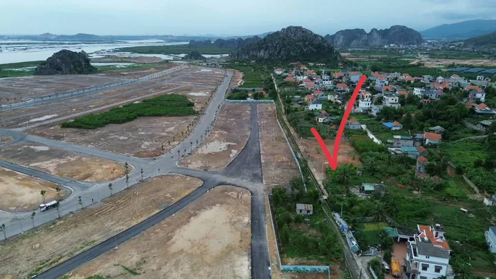 Quỹ Đất 19 LÔ ĐẤT NỀN ĐẠI YÊN – PHƯỜNG TUẦN CHÂU – QUẢNG NINH. Giáp Vinhomes Hạ Long Xanh. Sổ đỏ Vĩnh Viễn chỉ từ 2tỷ/lô