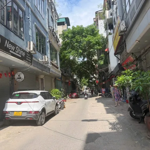 🏠 NHÀ ĐẸP SÁT KHU PHÂN LÔ LINH ĐÀM KHU VỰC ĐÁNG SỐNG Ở HN THOÁNG RỘNG GIÁ CỰC TỐT  47M x 4 TẦNG - BÁN TẢI ĐỖ CỬA, NGÕ NÔNG RỘNG VTRI CỰC ĐẸP 10M RA 2 ÔTÔ TRÁNH