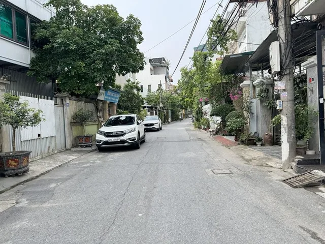 Cần bán 52m2 nhà C4 TĐC Thanh Am, gần hồ điều hòa và đường Đoàn Khuê kéo dài rộng 40m