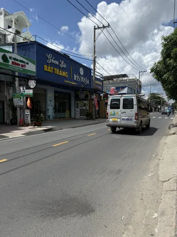 Bán nhà mặt tiền Hà Huy Giáp Quận 12