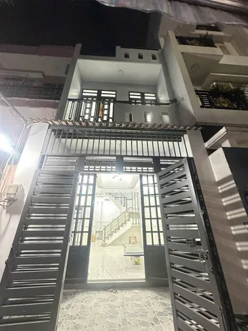 Nhà 1 Trệt 1 lầu, 44m2 đất thổ cư ở Xuân Thới Sơn-Hóc Môn, đường Nguyễn Văn Bứa bán 650triệu