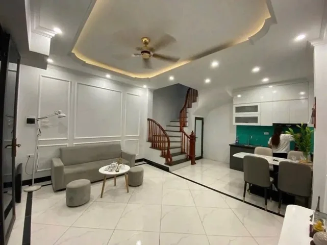 6.1 TỶ | TRẦN KHÁT CHÂN - 35M2 - 4 TẦNG - NHÀ ĐẸP, FULL NỘI THẤT, CÁCH PHỐ 45M