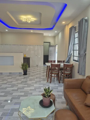 🔥 HƠN 5 TỶ – NHÀ NGAY PHẠM VĂN ĐỒNG, VỊ TRÍ KHÓ TÌM 🔥
🏡 60m² – 2 tầng – ngang 4.8m nở hậu