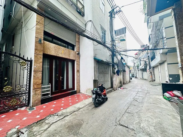 Bán Nhà Mới Cổ Nhuế Cạnh Đại học Mỏ - Địa chất Lô Góc Thang Máy 45m 5 Tầng. Giá 9.5 Tỷ