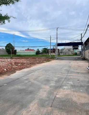 Cần bán gấp đất 110m2 giá 3tỷ750, SHR tại Đông Thạnh,HCM.Liên Hệ : 0559371035 gặp Bảo Ngọc
