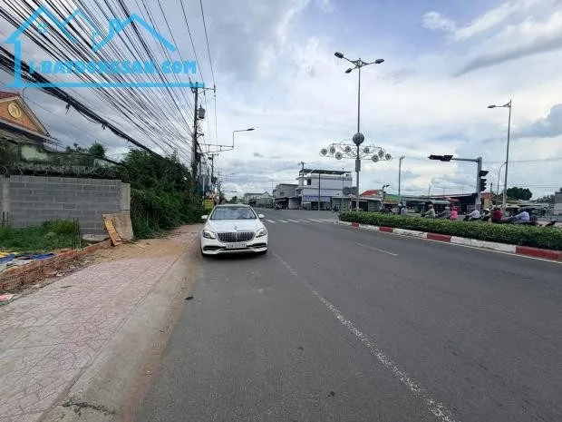 Đất mặt tiền DT879 đối diện Aeon Tp Mỹ Tho
