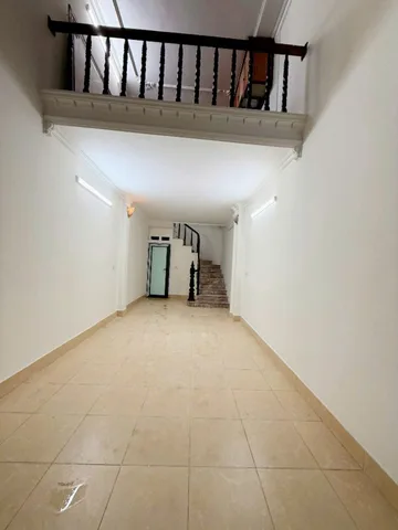 Cho thuê nhà ngõ 36 Lương Đình Của, Đống Đa 38M*5 tầng giá 14 triệu