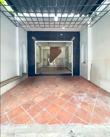 Nhà mặt tiền Nguyễn Đình Chính 102m2 - Xây mới - Kinh doanh - xây mới ...