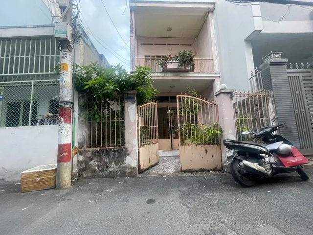 Nhà bán 2 tầng thống nhất 5*15, sổ hồng riêng