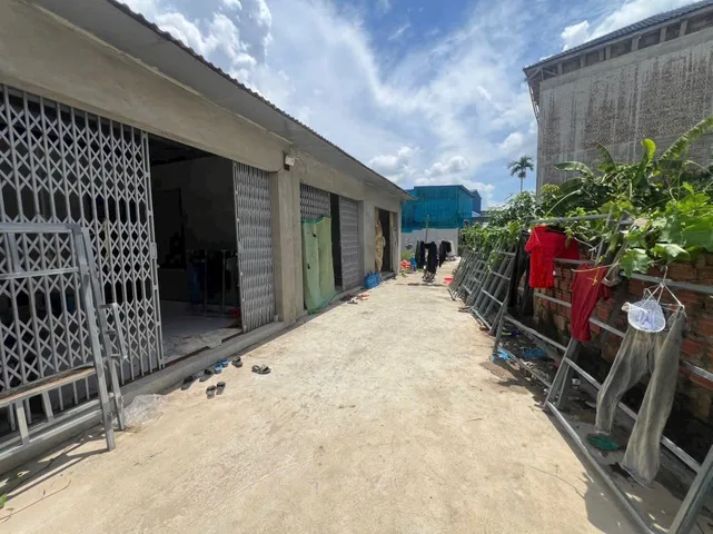Bán  lô đất  60.5m  tại Hoa Đông . Ngõ ô tô.  Ngay sau TĐC . L/h:076.231.9990 e Thúy