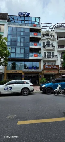 SIÊU PHẨM NHÀ PHỐ LÝ THÁNH TÔNG - TỪ SƠN - BẮC NINH - SÁT PHỐ - KHU VỰC KD ĐỈNH - Ở CỰC