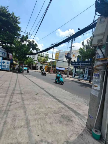 SIÊU PHẨM MẶT TIỀN ĐƯỜNG HẺM XE TẢI 🚚NÉ NHAU CÓ Ô CHỜ LẮP THANG MÁY  KINH DOANH ĐA NGÀNH