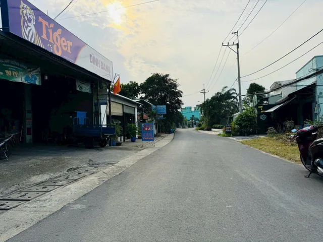Đất thổ cư mặt tiền buôn bán kinh doanh MT đường Bùi Thị He trung tâm Thị Trấn Củ Chi TPHCM, DT: 5x63m.
