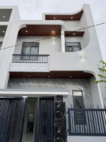 Bán nhà 1lầu 1trệt phường Bửu Hoà Đường Ô Tô Thông.Thổ Cư. Chỉ 2tỉ850triệu