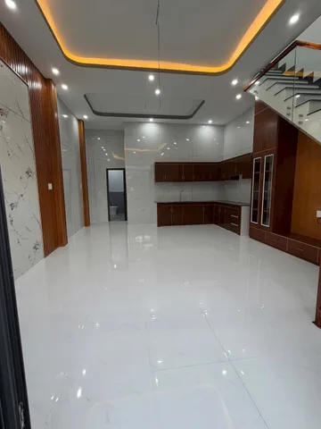 Bán nhà 1lầu 1trệt phường Bửu Hoà Đường Ô Tô Thông.Thổ Cư. Chỉ 2tỉ850triệu