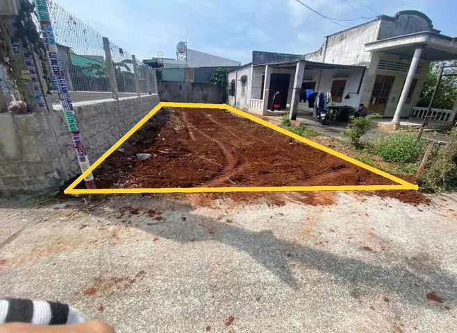 Hàng ngộp! (5x26m)=129m²/1 tỷ 100tr. Đ. Huỳnh Thị Thơm, Tân Thông Hội, cách QL22 300m đi xe