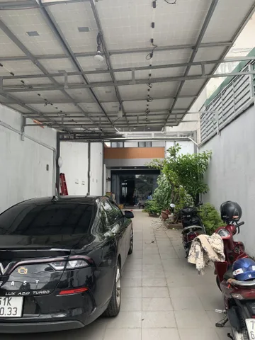 Nhà 2 MT Lã Xuân Oai - 236, 5x33m, Đường Nhựa 8m, 2 Tầng BTCT, Điện MTrời - TN 5tr/tháng, Tăng Nhơn Phú, GPXD 6 Tầng