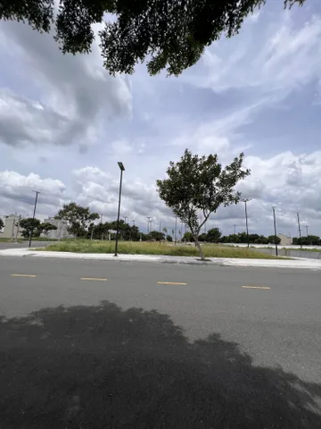 Lô đất dt: 5x16= 80m2, đường nhựa thông thoáng, khu Dc Sài gòn Village
- khu đang phát triển sầm uất, gần Đô thị T&T và dự án xanh Hai Thành, nên khu tuyệt vời
Khách thiện chi vui lòng liên hệ: trao đổi Chính chủ
0912424842 — 0912 42 48 42