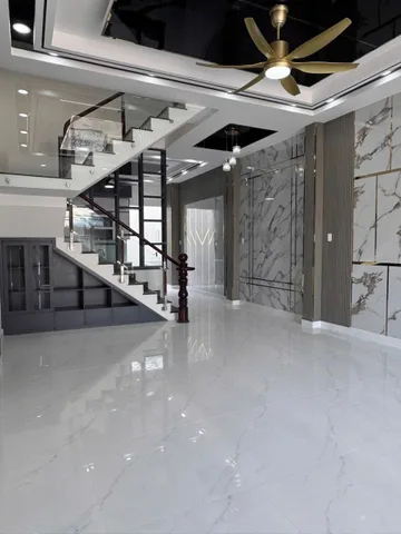BÁN NHÀ 3 TẦNG ĐƯỜNG 12m - PHẠM VĂN SÁNG, BÀ ĐIỂM (5X15M) sử dụng gần 150m2