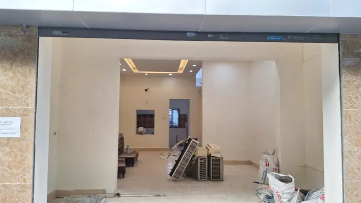 Cho thuê nhà Trần Phú, Hà Đông, 53m², 3.5 tầng, ô tô đỗ cửa, nội thất không, 4 ngủ, 3 vs,  2 thoáng, phù hợp kd, văn phòng, kd online, giá 16.5tr 1 tháng đóng 3 cọc 1