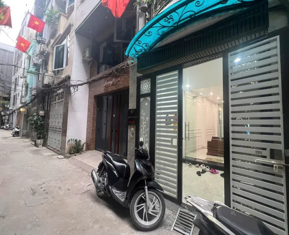 Thái Hà, 39m x 5tầng x Mt 3m, dân xây đủ công năng ngõ thông thoáng tiện ích bạt ngàn