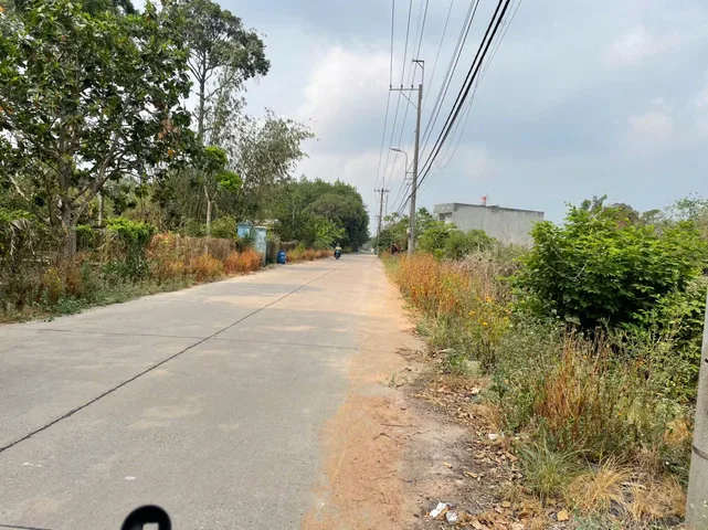 Bán lô đất Xã Tân An Hội, ngay chợ Củ Chi, dt 867m2, di chuyển QL22 nhanh, giá rẻ
