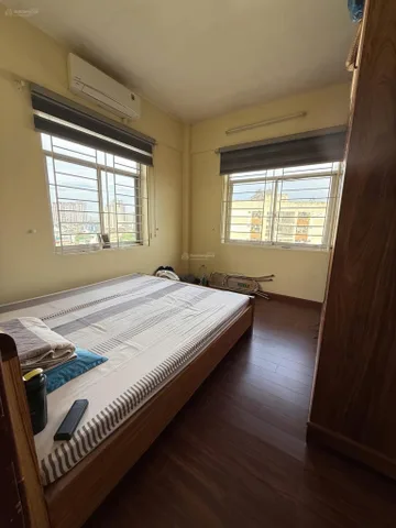 BÁN CĂN HỘ VIP TẠI LÕI ĐÔ THỊ DỊCH VỌNG CẦU GIẤY DT:62M2 2PN 1WC BAN CÔNG TÂY NAM NGẬP TRÀN ÁNH SÁNG