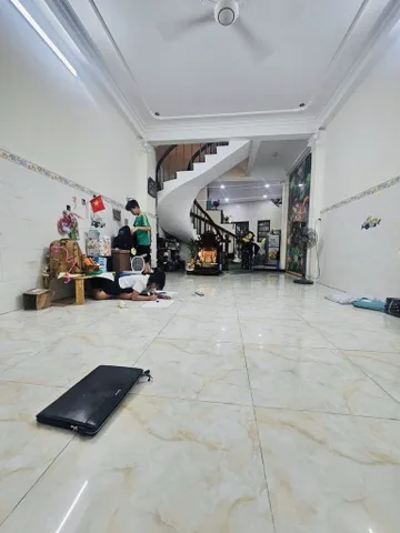 BÁN NHÀ-PHƯỜNG BẢY HIỀN-NGAY CHỢTÂN BÌNH-HẺM XE HƠI