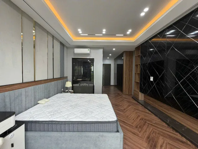 Vì Sao Giới Đầu Tư Long Biên Đang Tìm Kiếm Những Căn Biệt Thự Diện Tích Lớn Tại Hoàng Thế Thiện?