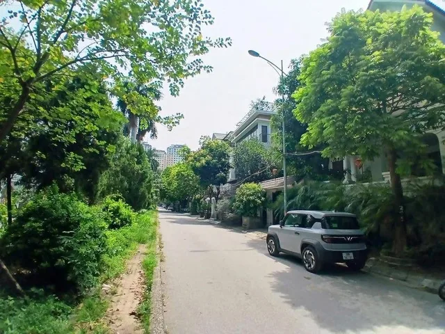 BÁN BIỆT THỰ KĐT XA LA. HÀ ĐÔNG. 225M2 - 4 TẦNG. GARA Ô TÔ.