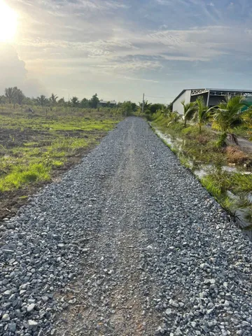 568tr / 1000m2 đất vườn tân thành thủ thừa long an