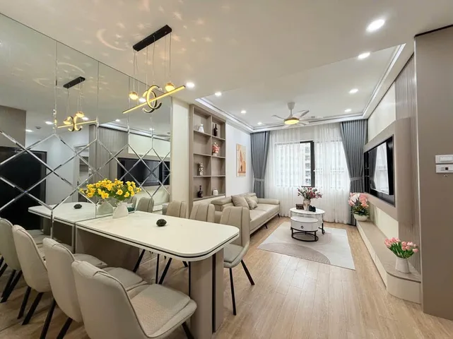 Cần Gấp Rồi ! Bán Chung cư Homeland Thượng Thanh, Long Biên 60m2, giá 4,05 (cần ngay)