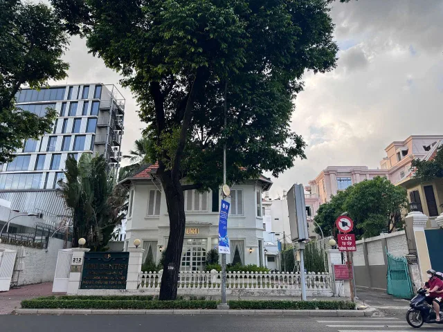 CHO THUÊ NHÀ BIỆT THỰ SÂN VƯỜN 212 VÕ THỊ SÁU, QUẬN 3, HỒ CHÍ MINH