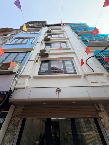HÀNG HIẾM XUÂN ĐỈNH – Ô TÔ ĐỖ CỬA – CÓ THANG MÁY