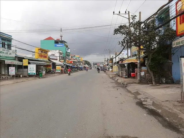 Bán đất mặt tiền kinh doanh gần Go Tân Hiệp, 142m2, sổ hồng riêng, 1tỷ hơn