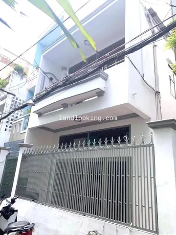 Bán nhà cũ ngay đường Nam Kỳ Khởi Nghĩa, P.7, Q.3 – 60m2 giá 1tỷ300tr.
