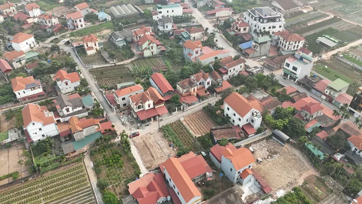 🌹🌹F0 MỄ SỞ – KÈO ĐẦU TƯ SÓNG HẠ TẦNG RÕ RÀNG

📍 Sát Vành Đai 4 – cầu Mễ Sở – khu đấu giá, KĐT 15.000 tỷ

👉 Biên độ tăng giá nhìn thấy trước

📐 71.4m – 75,2m² (dễ thanh khoản, chia tiền tốt)

🚗 Đường 5m ô tô tránh

💰 Giá F0 chỉ từ 5x tr/m² – thấp
