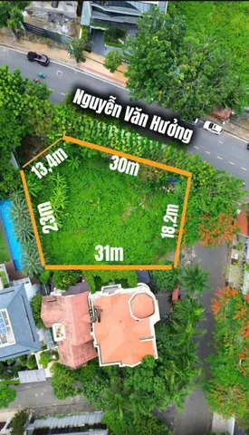 Bán 877m2 Đất 2 mặt tiền số 200 Nguyễn Văn Hưởng , Thảo Điền Quận 2