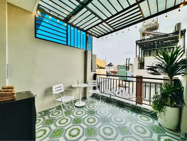 🏩 SIÊU PHẨM XVNT BÌNH THẠNH - VỊ TRÍ ĐẸP - NGAY CÔNG VIÊN TẦM VU XANH MÁT - 4 TẦNG LẦU - 2PN MASTER 3WC FULL NỘI THẤT - DT 25M² (3.5x8) SỔ A4 - CHỈ 5.x TỶ.